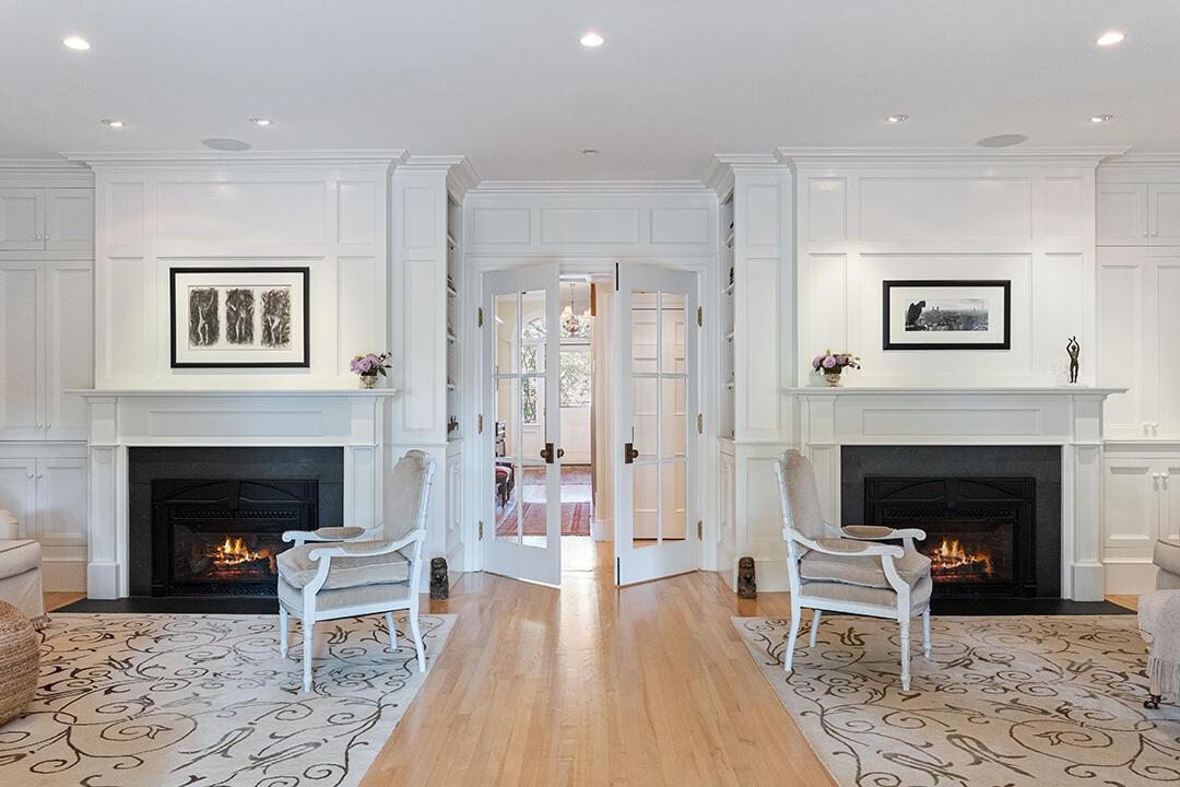 Image 3: Entering the back of house