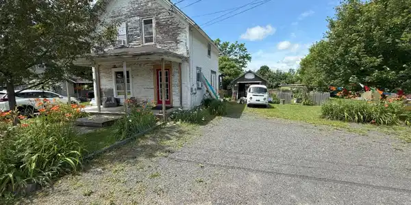 26 Lakeview