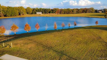 370 Heron Hill