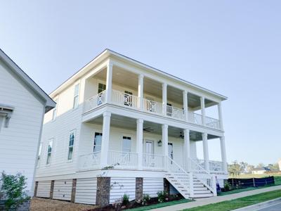 210 Northlake Street
