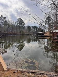 10 Yacht Club Road