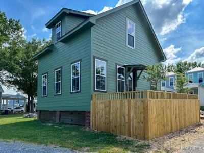 32 Carriage House Lane