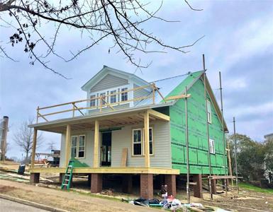 3 Bright Spot Street