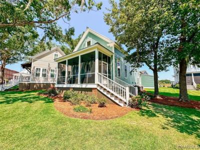 40 Carriage House Lane