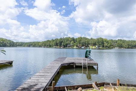 22R-19 Mallard Cove Road