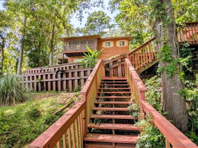 918 River Road