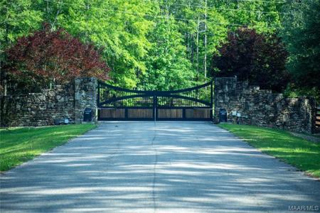 446 Oak View Drive