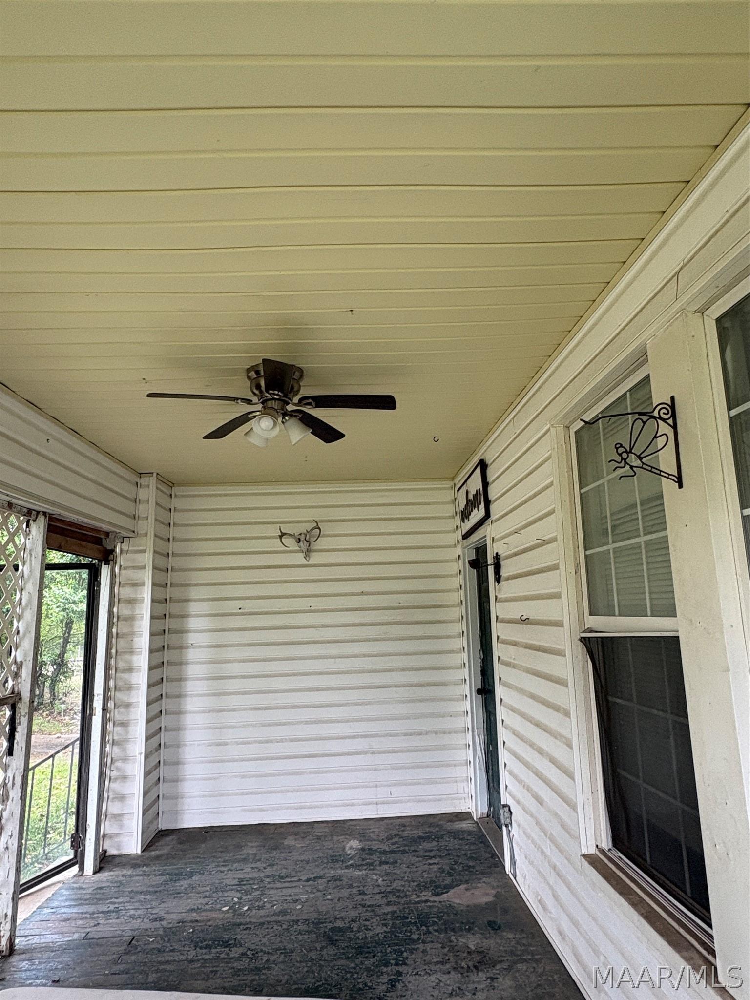 Image 4: Front Porch