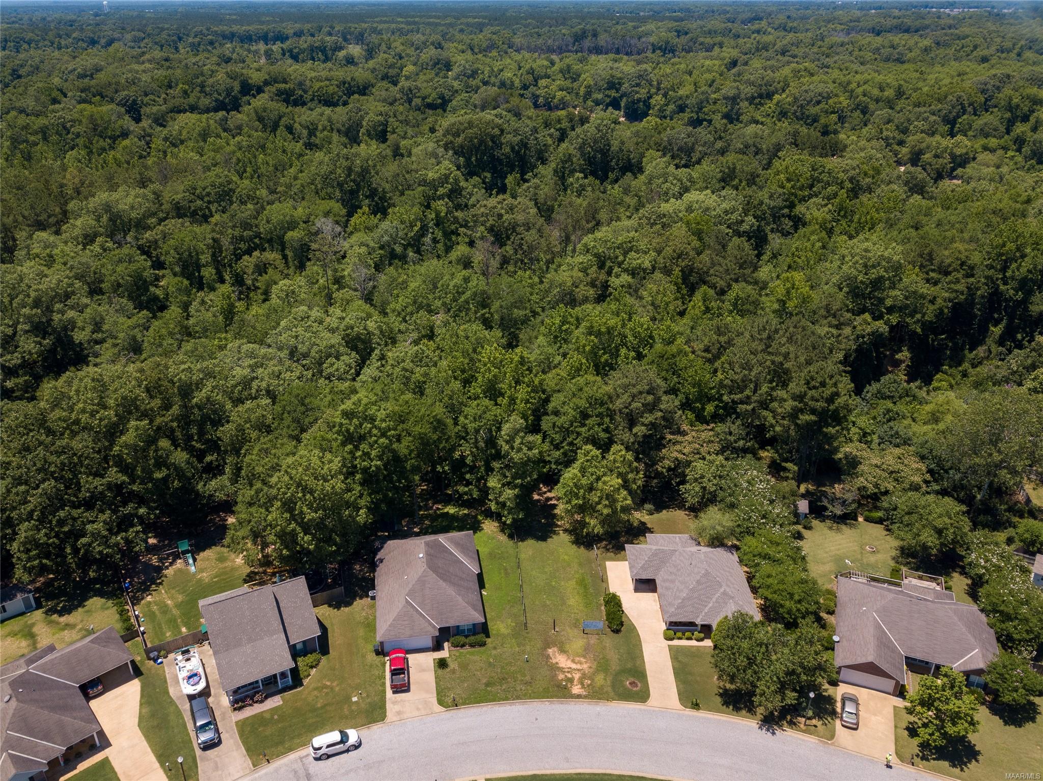 457 River Oaks Drive, Wetumpka, AL lhrmls00602050