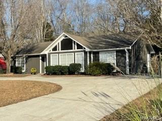 931 Lakeshore Drive