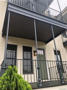 19 Pier Street