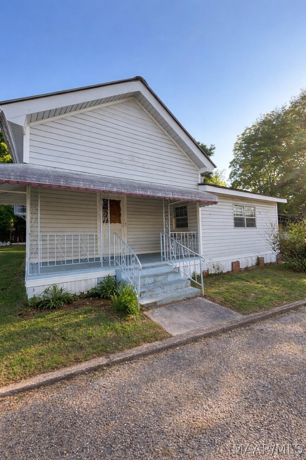 Image 1: 309 Harris Street