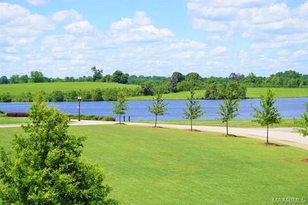 65 CRESCENT Park