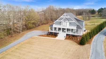 40 Waters Lane