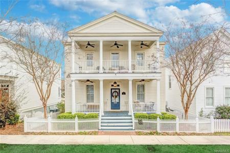 20 BOARDWALK Street