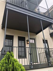 19 Pier Street