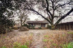 936 Highway 504
