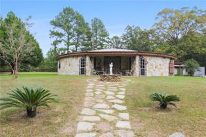 3052 Hoyt