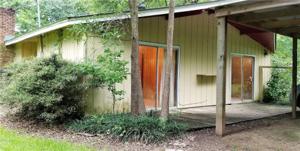 386 Monroe