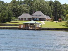 390 White Oak Drive