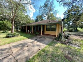 98 Johnson Avenue
