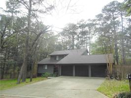2 Woodland Circle