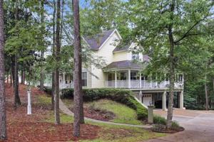 110 WOODFOREST Drive