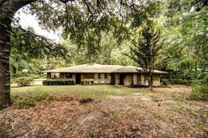 858 Highway 504