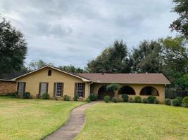 502 HARTWOOD Drive