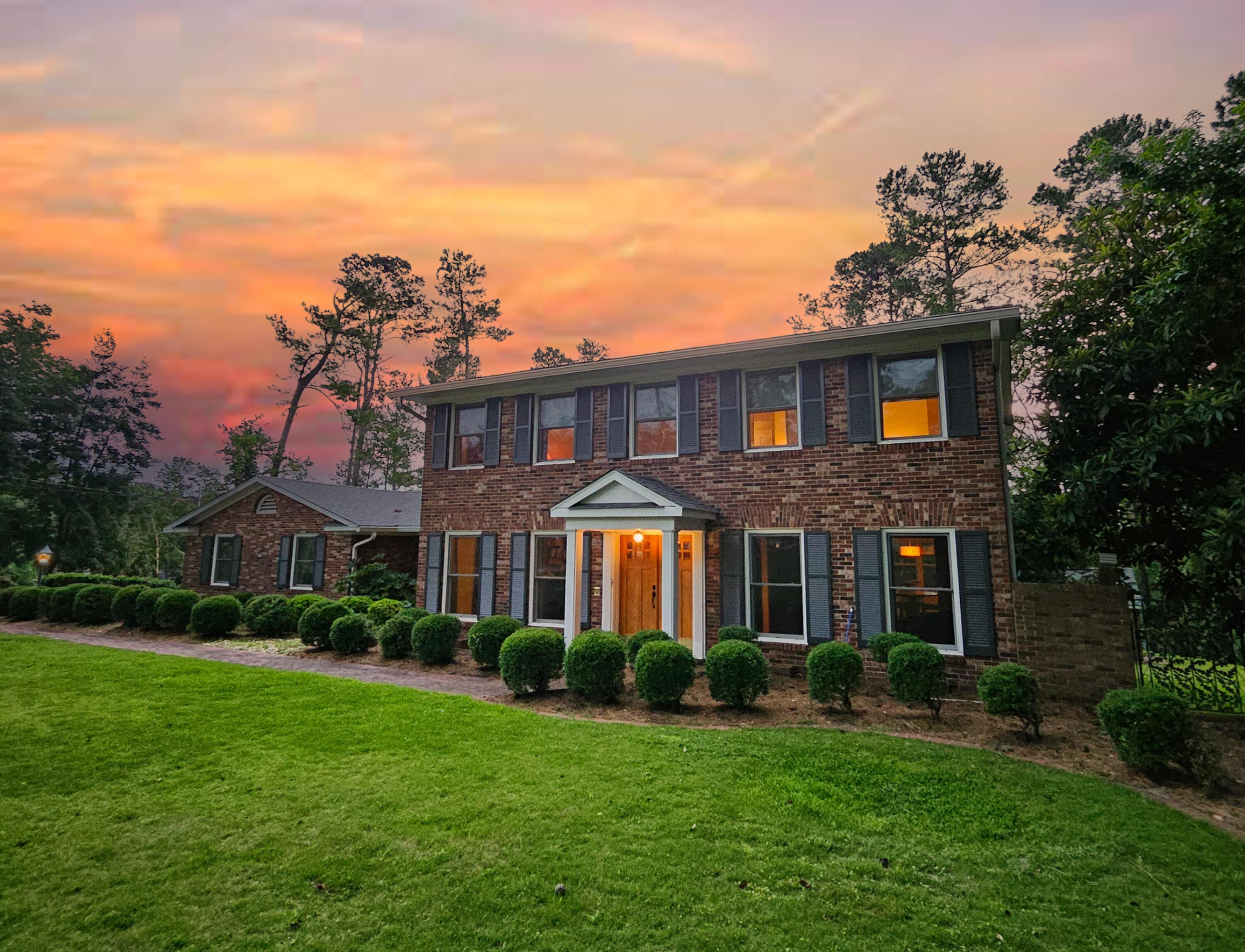 Image 1: Luxury Living in North Augusta SC 01-101
