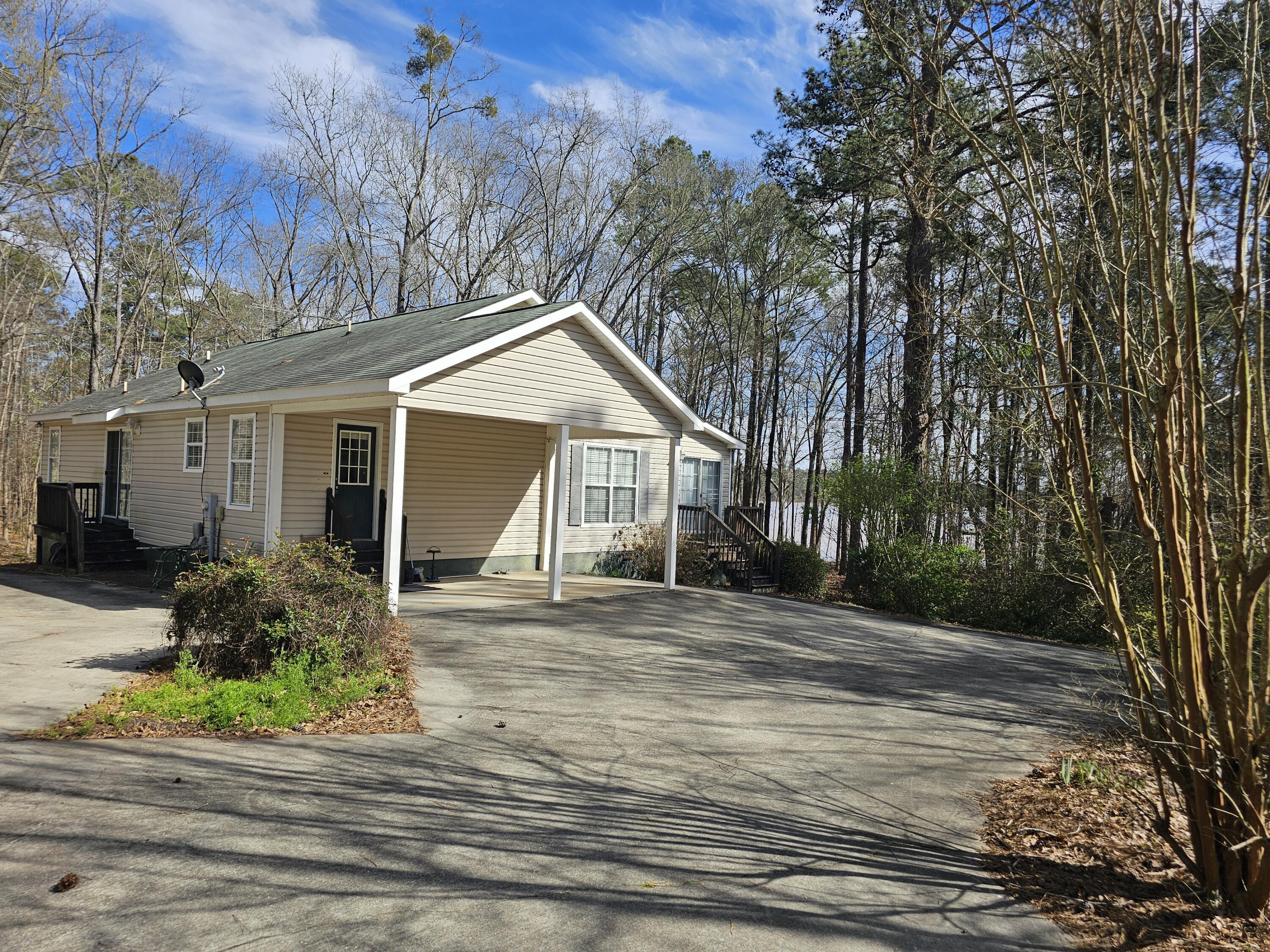 2000 LAKE VIEW Lane, Tignall, GA lhrmls02060155