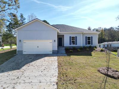 7972 LAKESIDE Drive