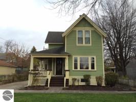 912 Chase St.