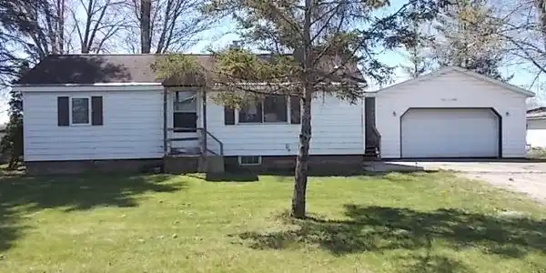 208 Glidden Rd