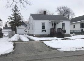 305 S Dewitt