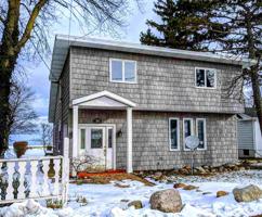 57 Bay Shore Dr