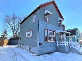 1018 N Trumbull