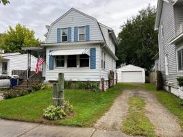 808 Walnut