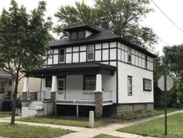 900 E Indiana St