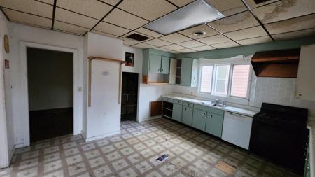 605 N Van Buren
