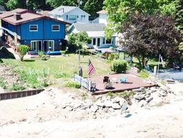 303 Donahue Beach Dr
