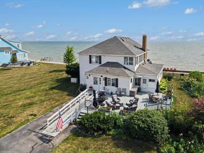 705 S Linwood Beach