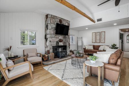 4425 Baker
