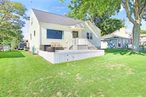 272 Killarney Beach rd