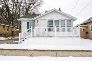 907 N Dean St.