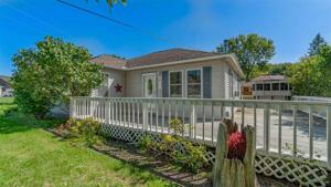3992 E Kawkawlin River Dr