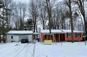 920 W Genesee Rd