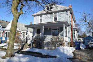 206 N Wenona