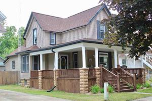 607 N Linn St.