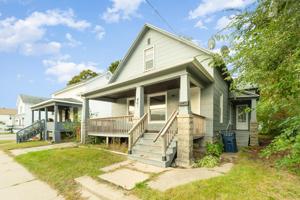 406 S Henry St.